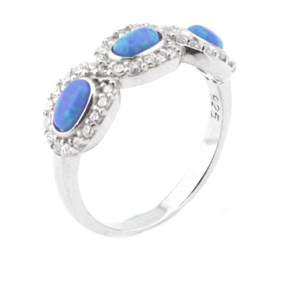 Anillo en plata .925 con ópalo